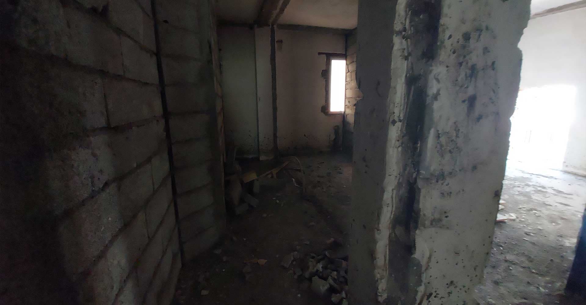 ساختمان نیمه کاره در لاهیجان شناسه 2647
