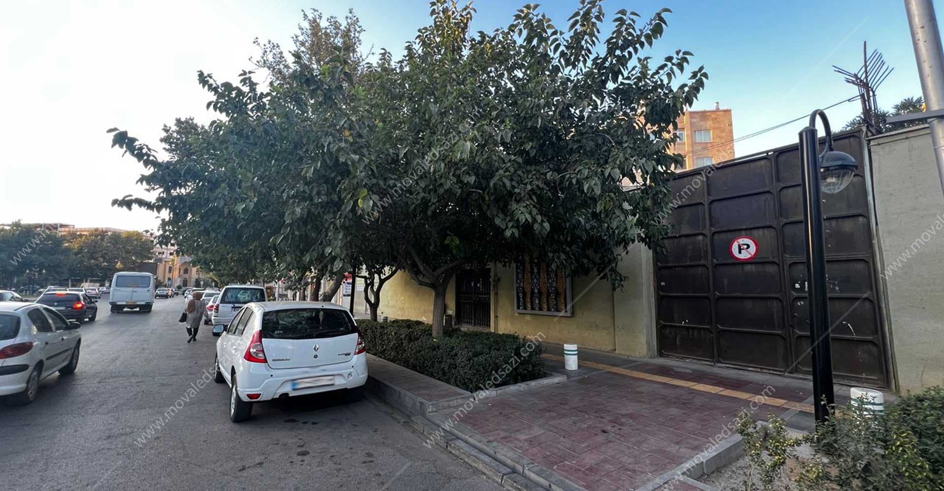 ششدانگ اعیان با حق انتفاع از عرصه یک قطعه زمین واقع در مشهد شناسه 10711