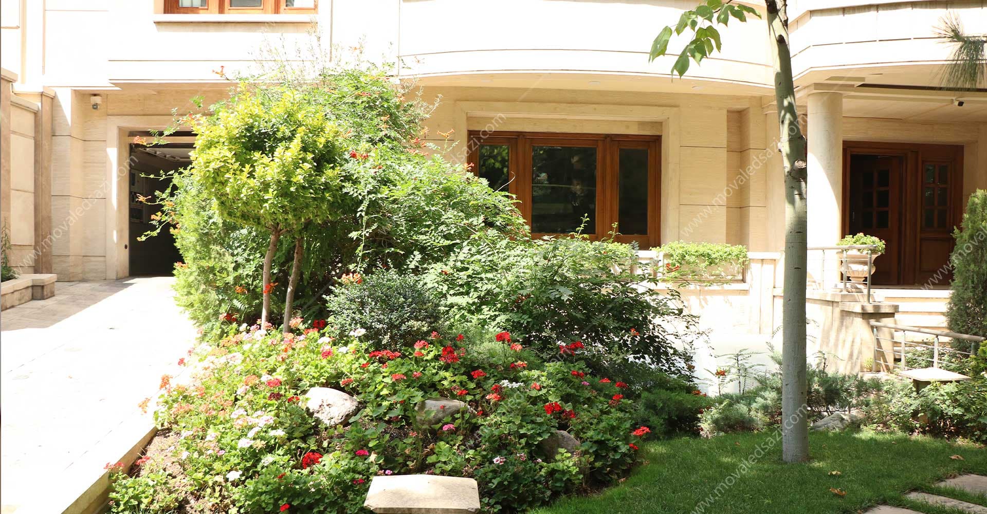 ششدانگ یک واحد آپارتمان مسکونی واقع در الهیه، خیابان آقا بزرگی