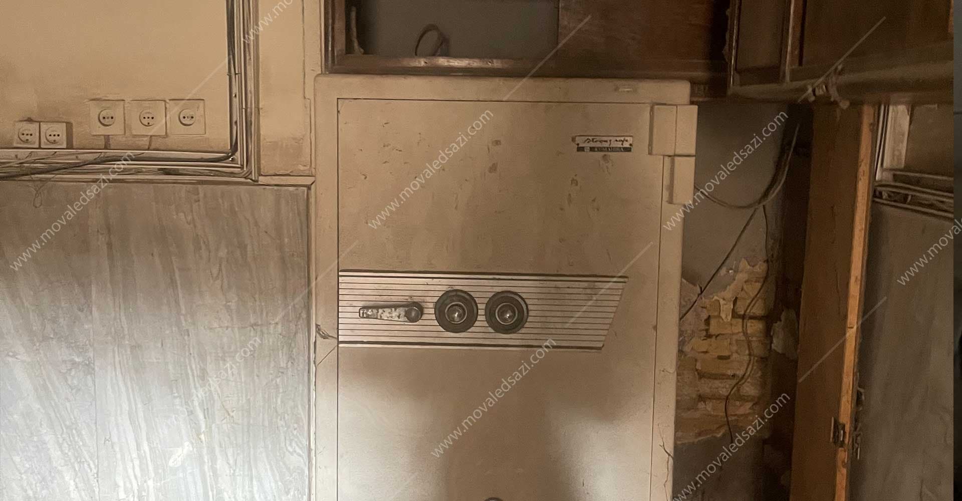 محل سابق شعبه امام خمینی بانک تجارت شناسه 30242