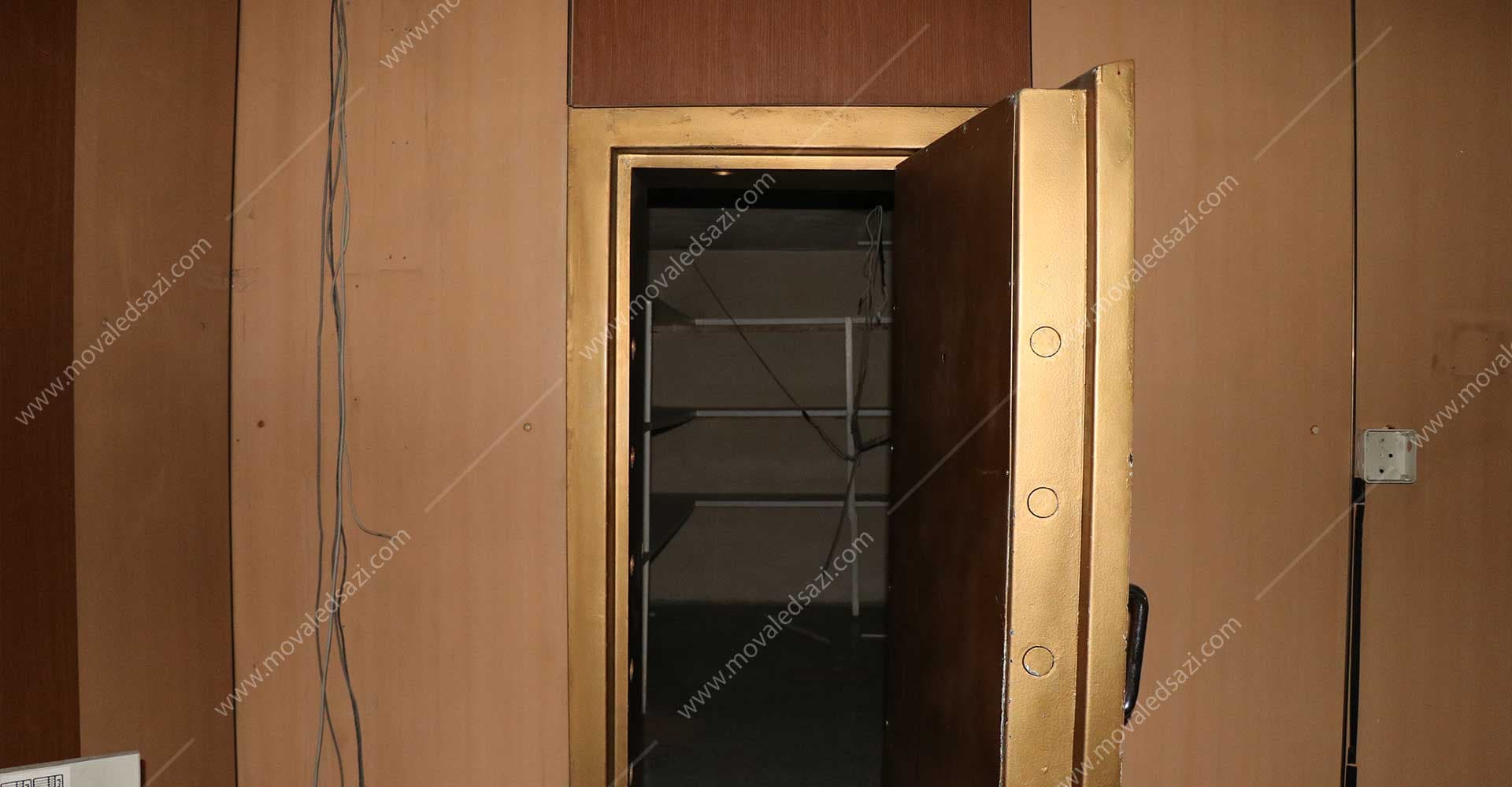 ششدانگ عرصه و اعیان محل سابق شعبه اسکان بانک تجارت شناسه 10245